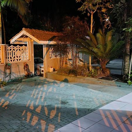 Suites Ubatuba Praia Da Lagoinha Exteriér fotografie