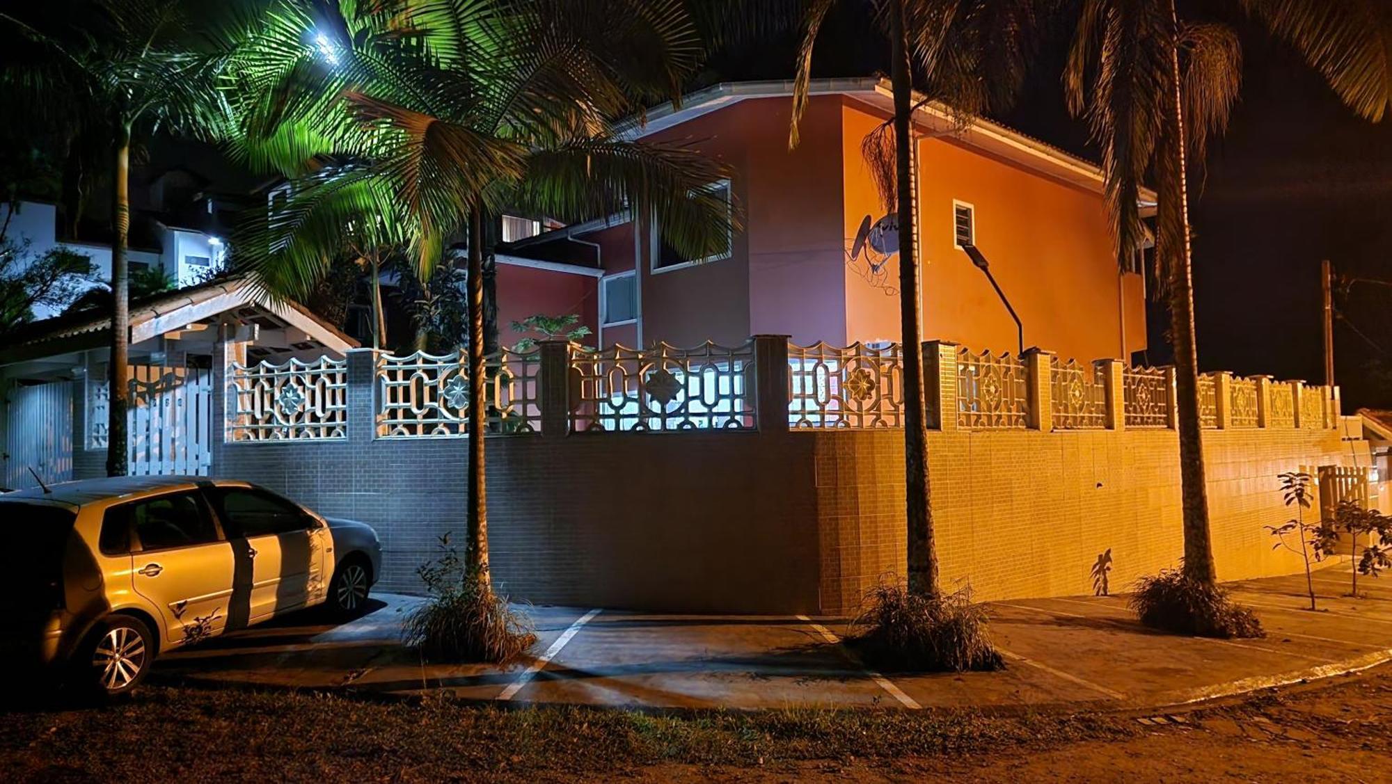 Suites Ubatuba Praia Da Lagoinha Exteriér fotografie